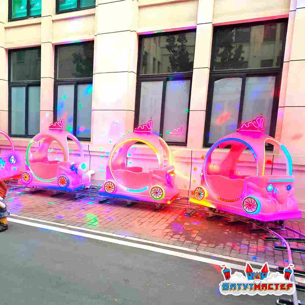 Детский поезд на рельсах с подсветкой «Принцесса», 5 кареток, 10 мест