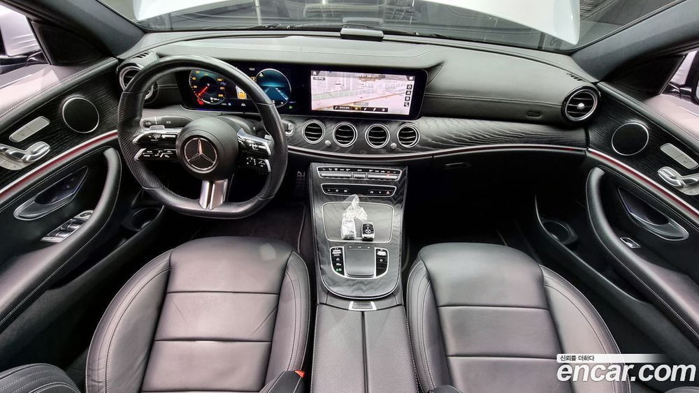 Mercedes-Benz E-Class W213 E220d 4MATIC AMG Line (10.2020)