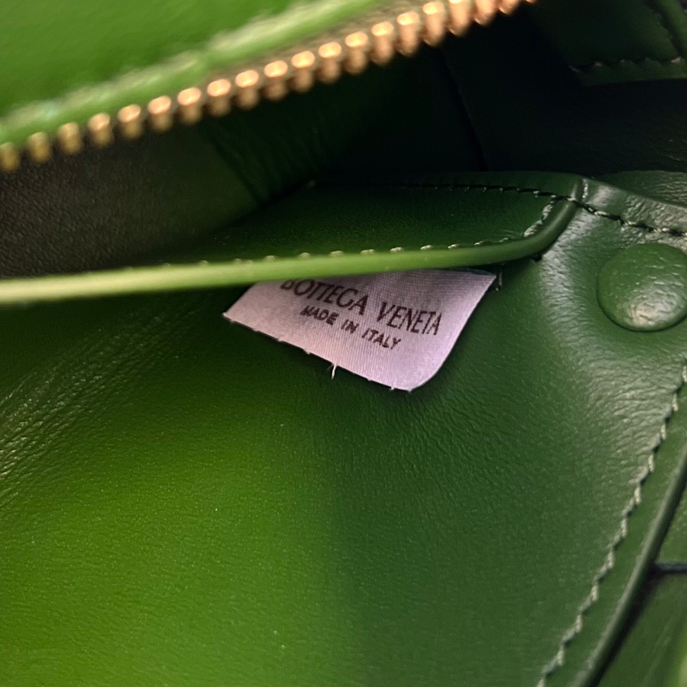 Bottega Veneta Small Brick Cassette 23 cm