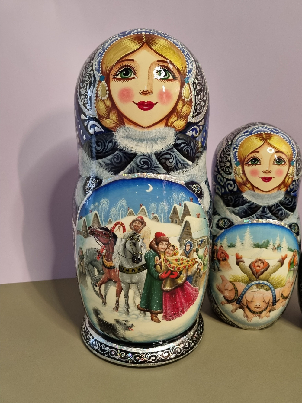 Матрешка 21см "Русская зима" 7 мест