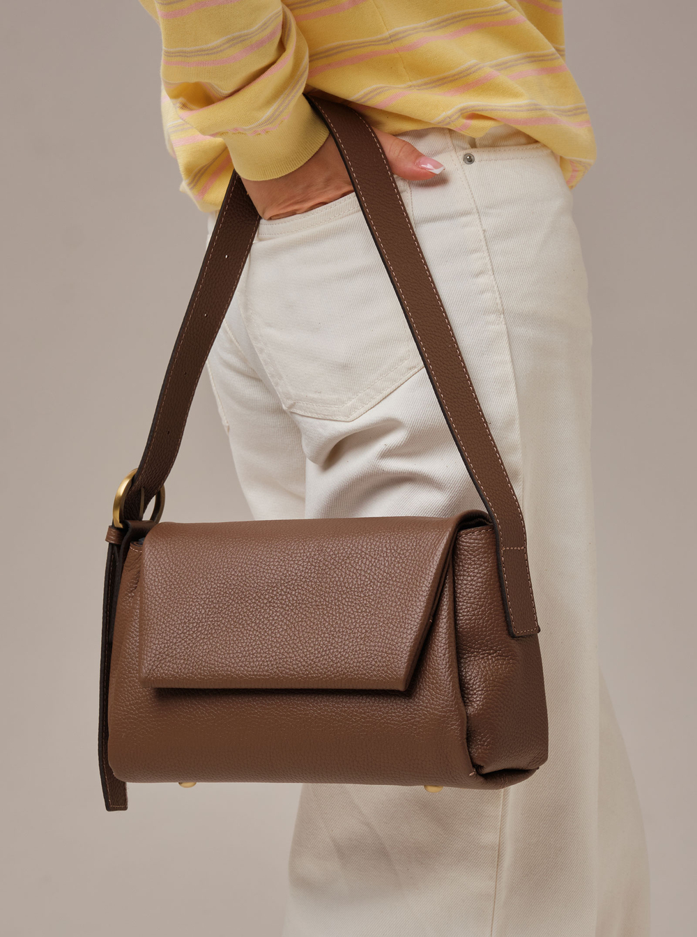 Кожаная сумка Nova DBR 31391 коричневый какао