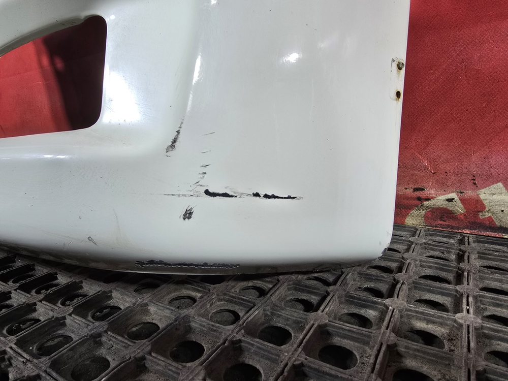 Угол бампера левый  2023г.