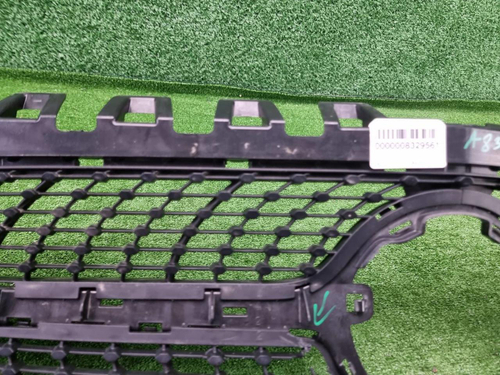 Решетка радиатора Mercedes A W177 (2018-2022)