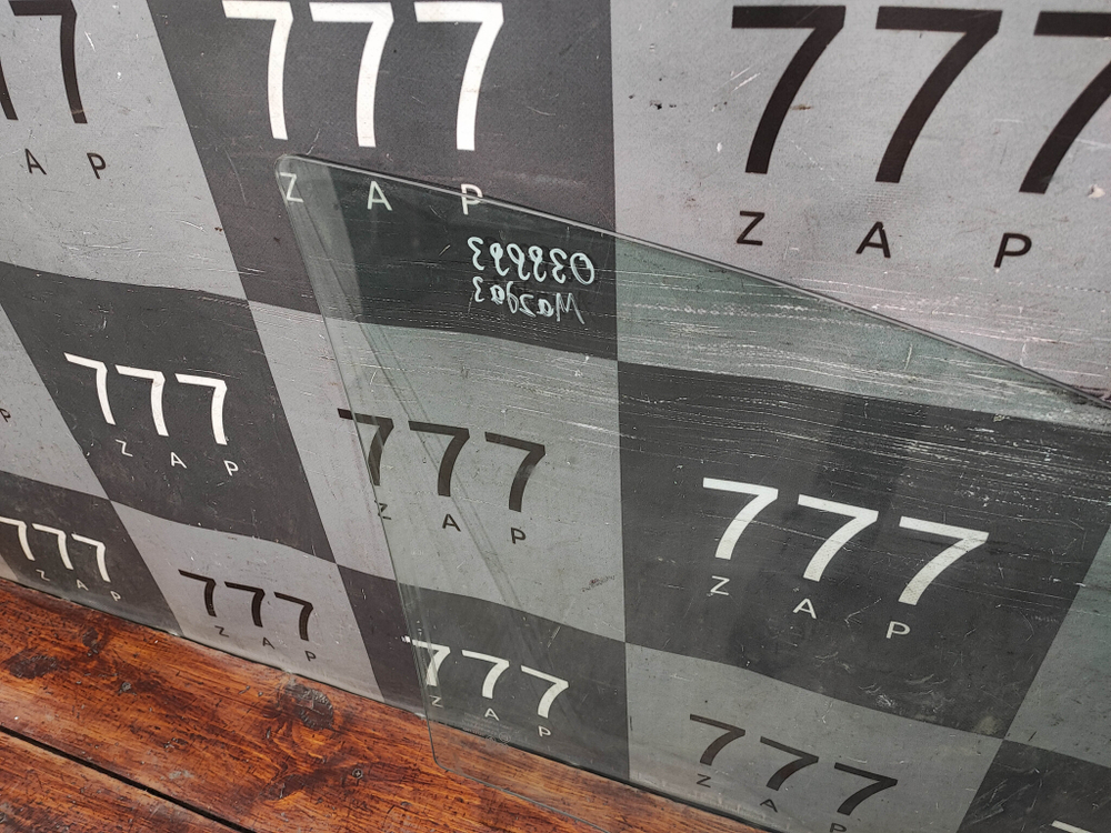 Стекло двери передней левой Mazda 3 (BK) 03-09 Б/У Оригинал BP4K59511B