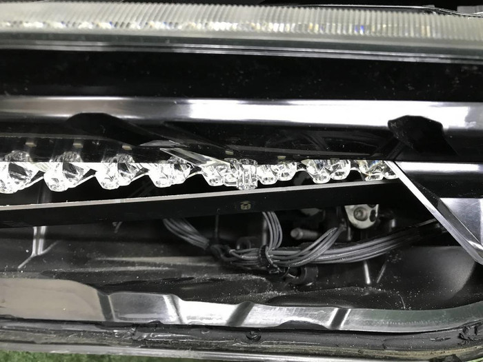 Битая Фара левая Jaguar E-PACE (2017-2021.) LED