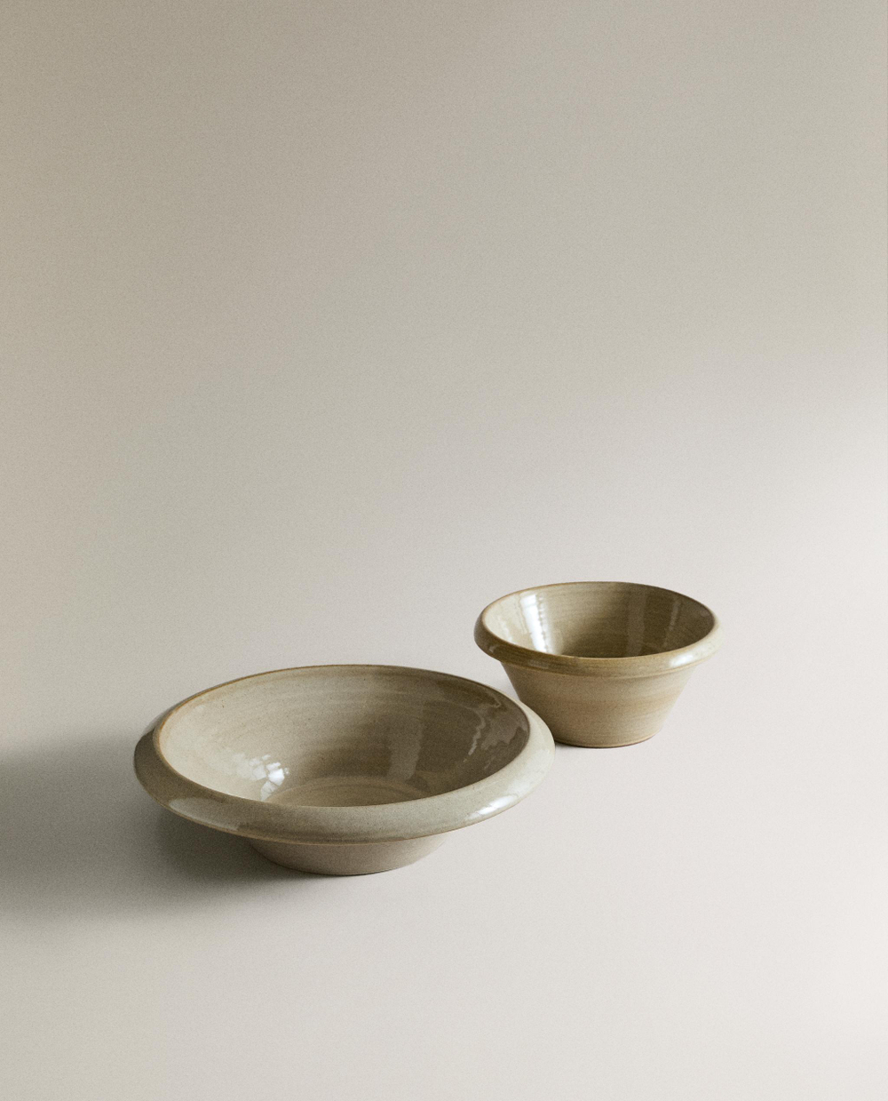 Zara Home блюдо сервировочное из фаянса, цвет кремовый, 27.5 см
