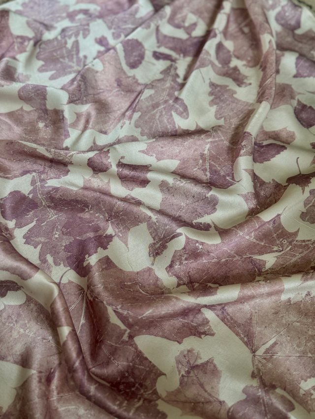 Шелковый платок «Застывший ветер», экопринт