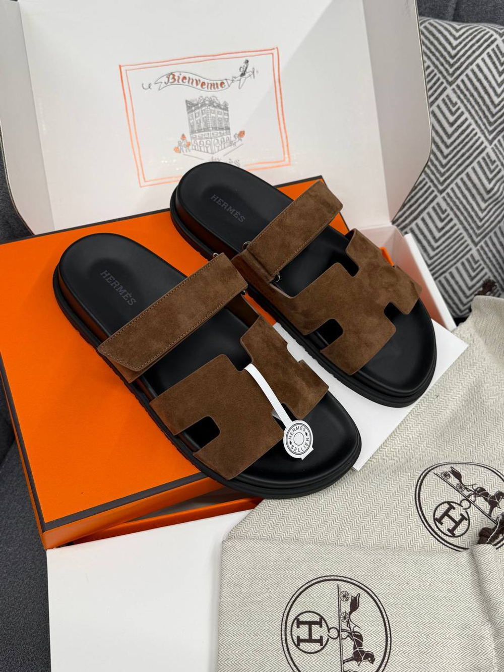 Шлёпанцы Hermes