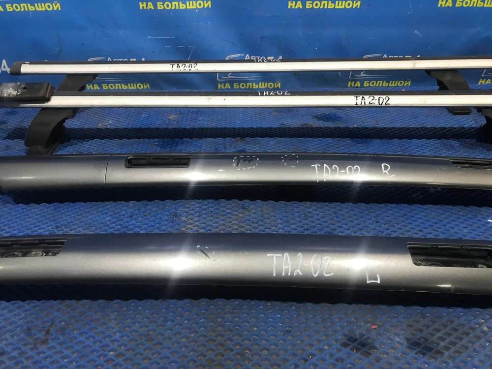 Рейлинг крыши правый Honda AVANCIER 2001