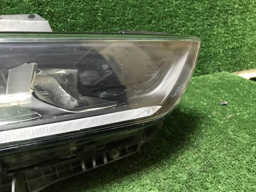 Битая Фара правая Kia K5 (2019-2023) LED