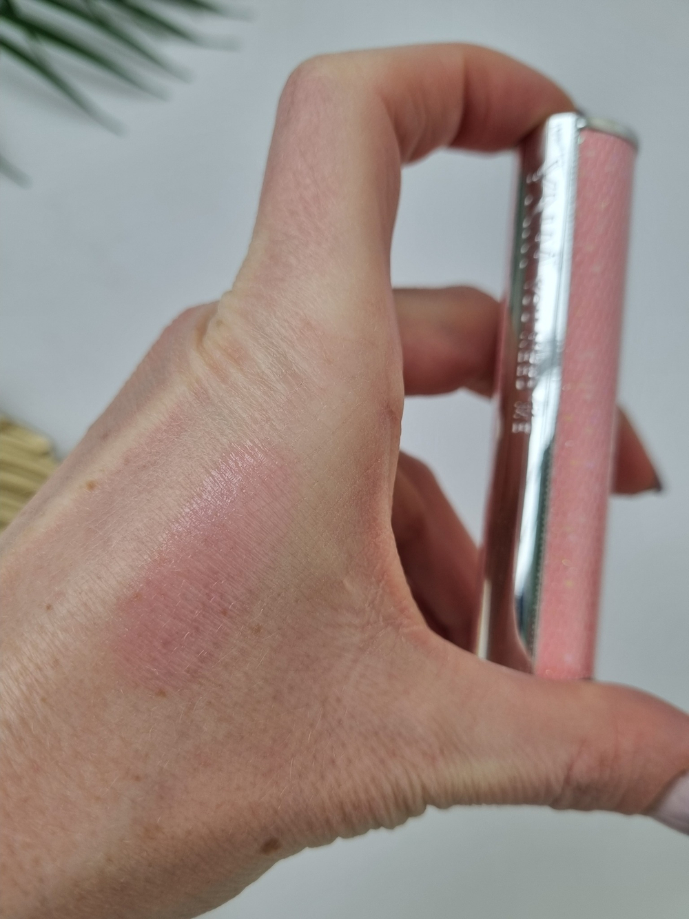 Медовый бальзам для губ YNM Honey Lip Balm розовый light pink
