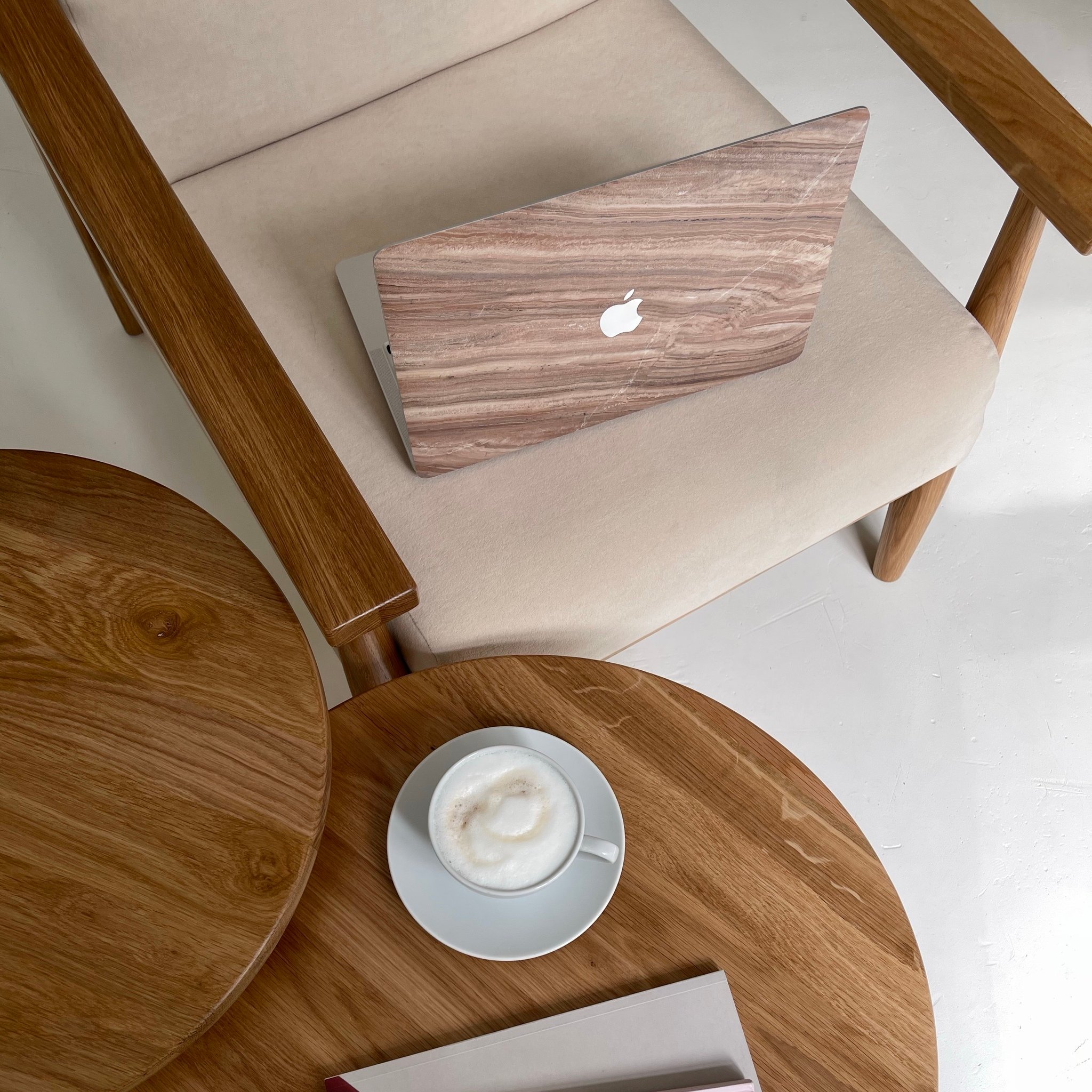 Виниловая наклейка JUPITER для MacBook