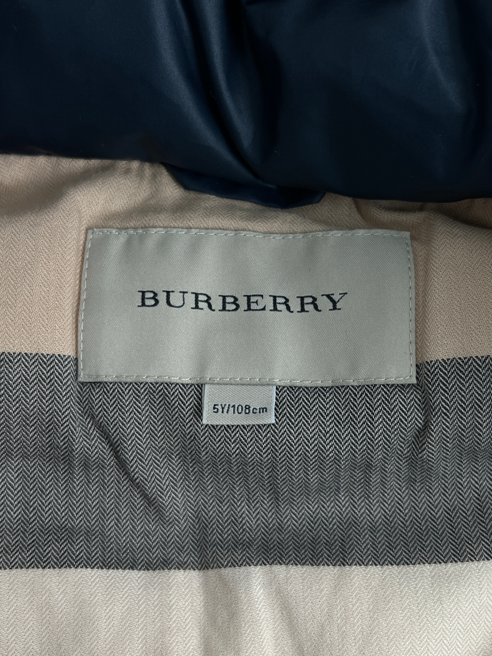 Жилет Burberry