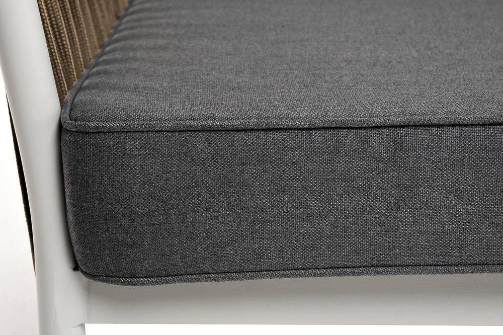 "Касабланка" диван 3-местный плетеный из роупа, каркас алюминий светло-серый (RAL7035) муар, роуп серо-коричневый 23мм, ткань серая 017