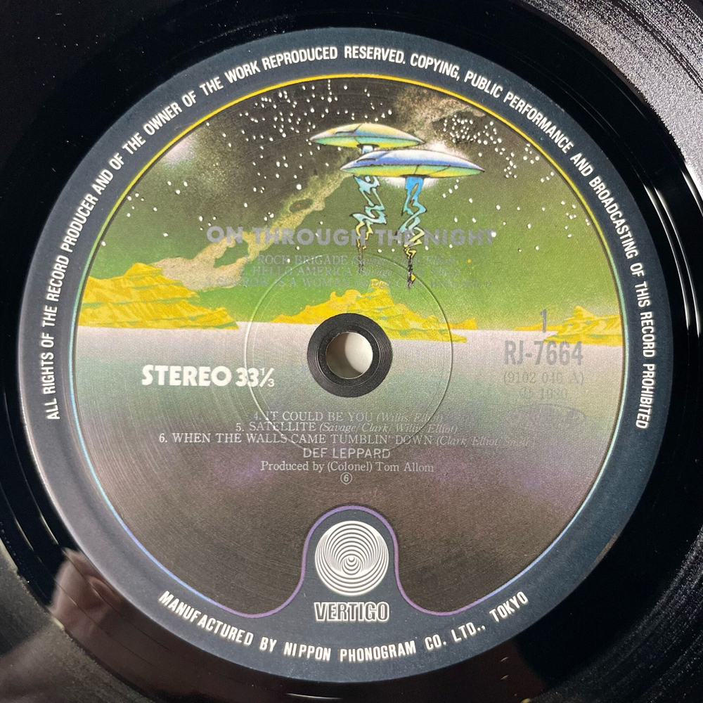 Винтажная виниловая пластинка LP Def Leppard On Through The Night (Japan 1980) (No Obi)