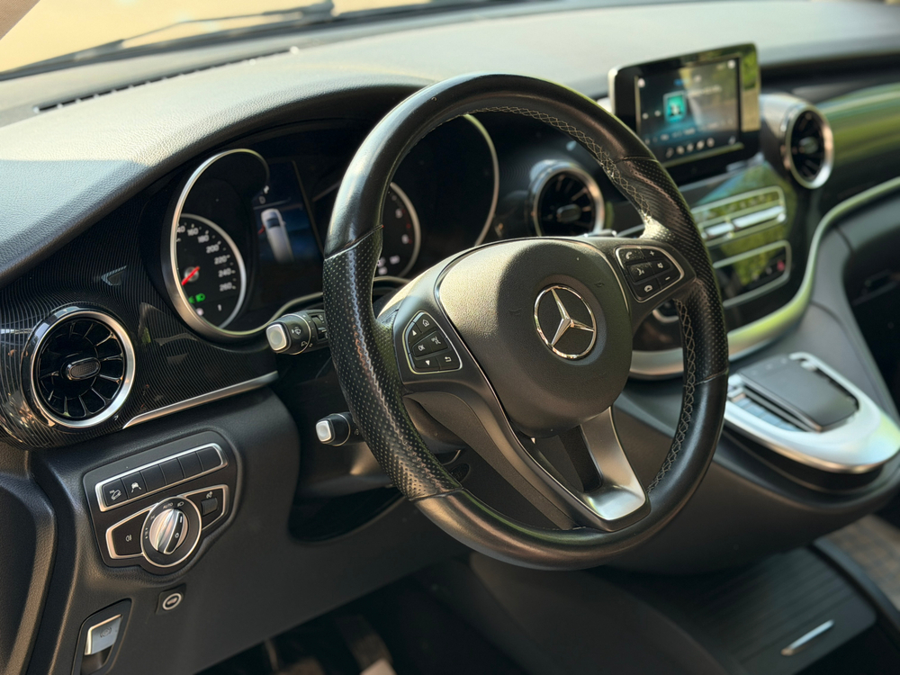 Mercedes-Benz V300d