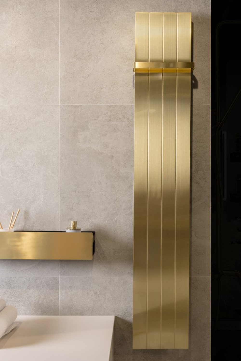 Полотенцесушитель электрический FLAT MATT GOLD