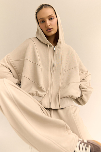 Толстовка с рельефными швами Крем