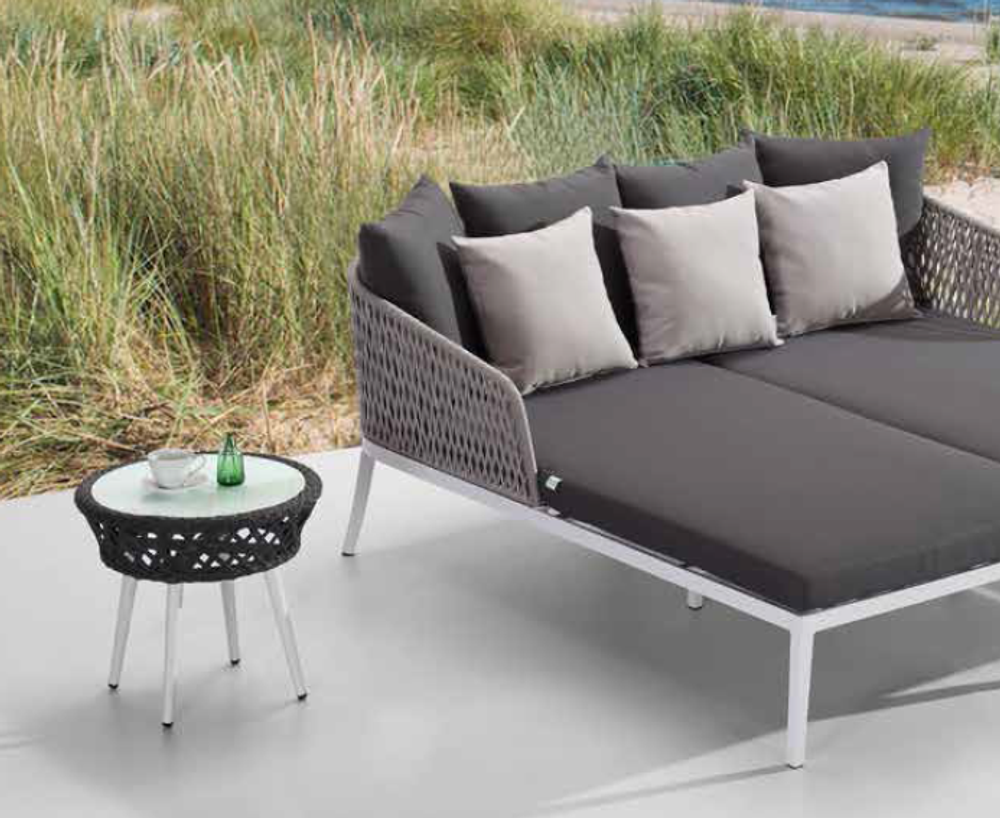 Стол плетеный со стеклом кофейный Tagliamento Bitta, белый, тортора