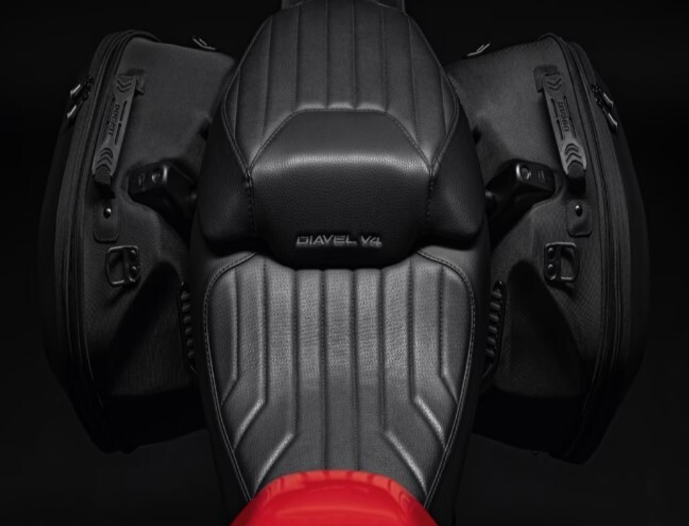 Ducati Performance Премиальное водительское сиденье Ducati Diavel V4 2023 96881231AA