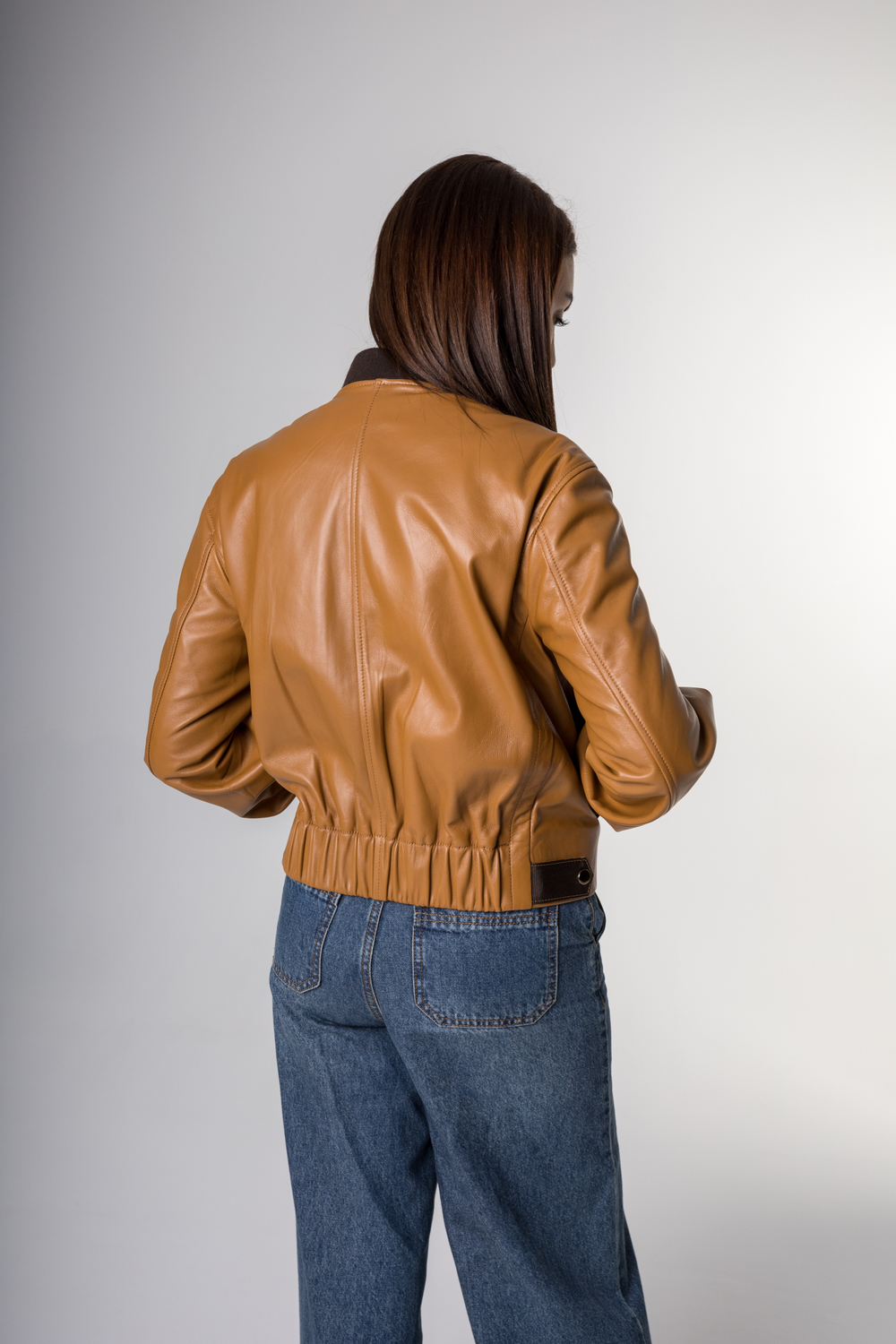 Бомбер из натуральной кожи