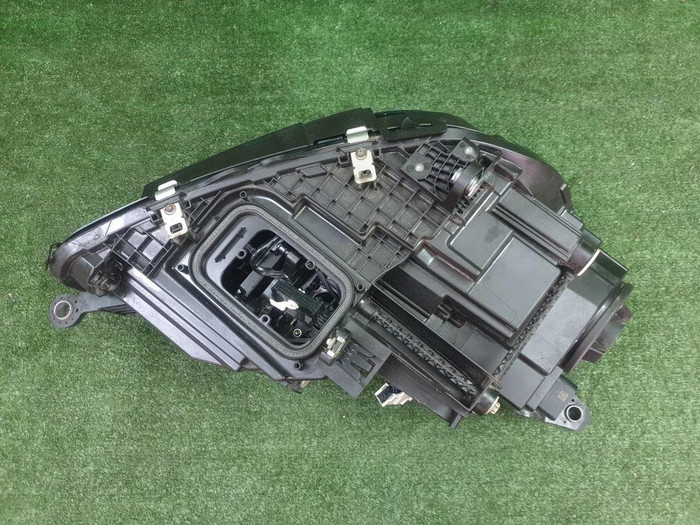 Фара левая Mercedes GLE V167 (18-24) Multibeam LED