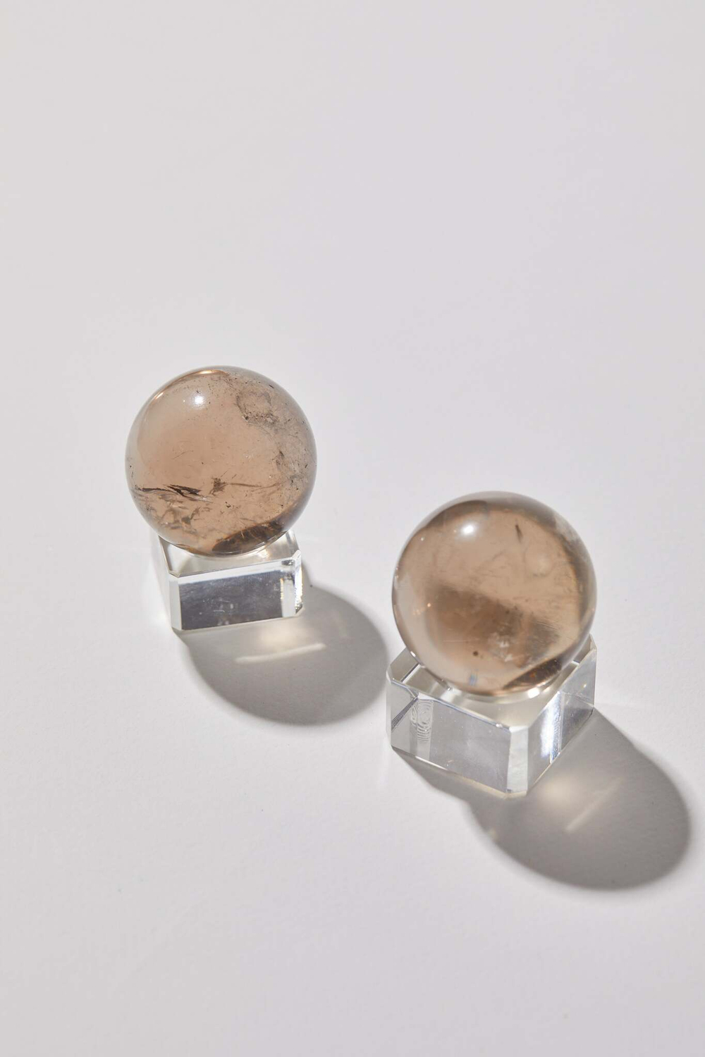 Шар из дымчатого кварца