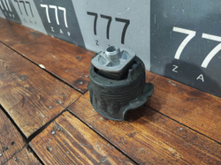 Сайлентблок заднего подрамника Mercedes S W222 13-20 Б/У Оригинал A2223510042