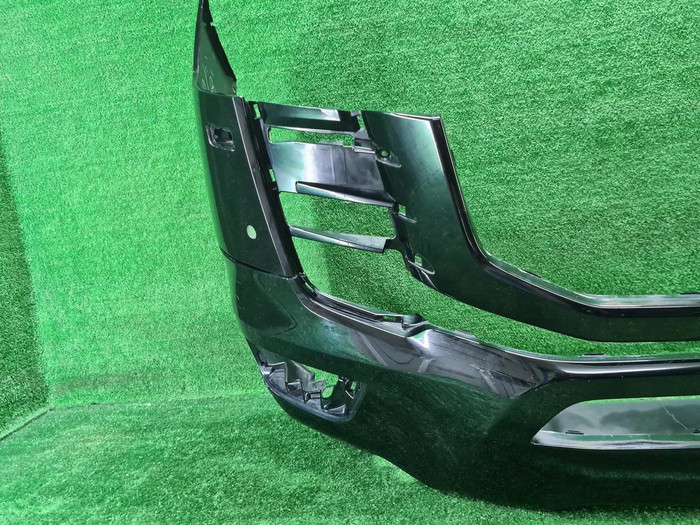 Бампер передний Toyota Land Cruiser 300 (2021-н.в.)