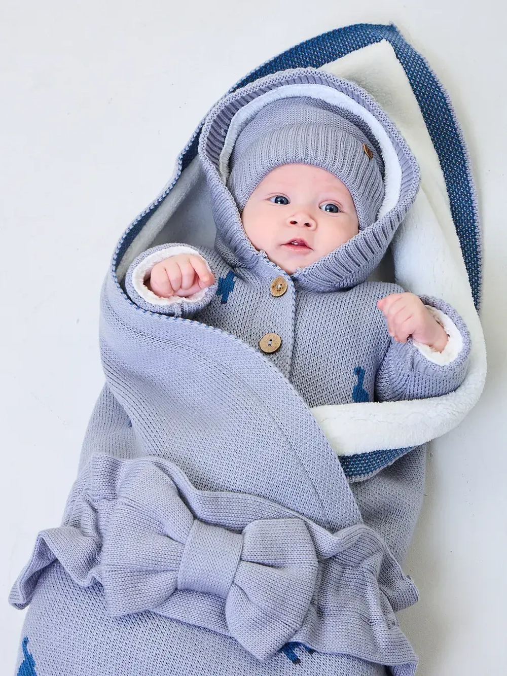 Конверт на выписку для новорожденных утепленный мехом