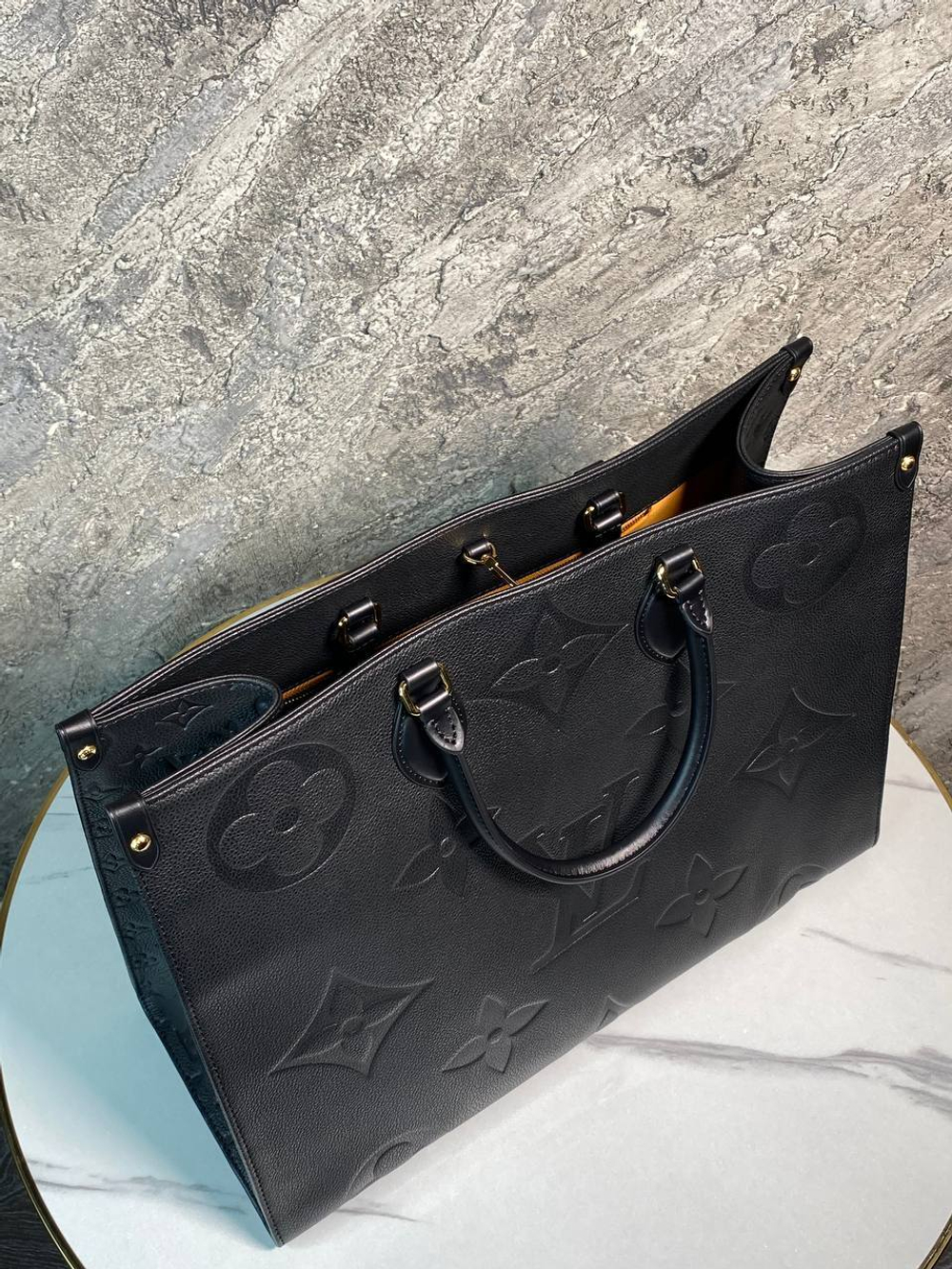 Сумка Louis Vuitton