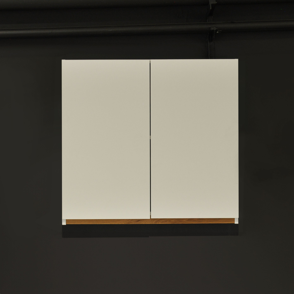 Навесной кухонный шкаф для посуды 80х32х75 Валенсия 2 двери с дубовой панелью / кухонный модуль с полкой / белый, массив дуба