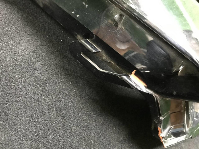 Стекло фары правое Lexus NX 1 (2017-2021)