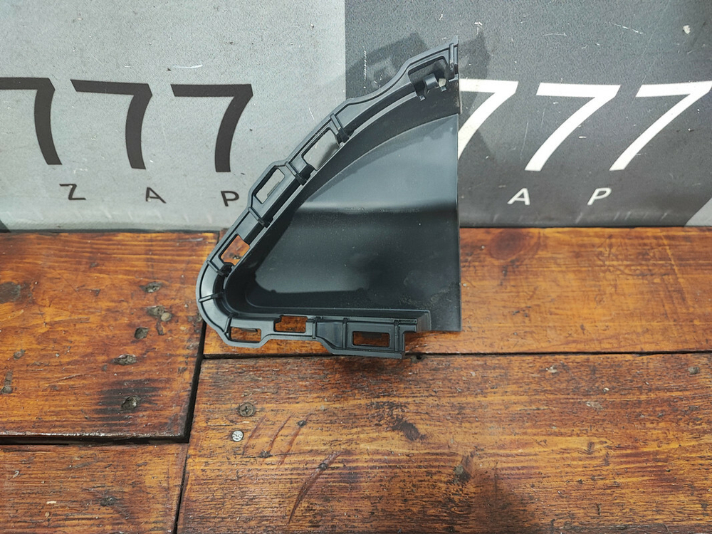 Накладка решетки бампера GLS (X167) Новая Оригинал A1678853206