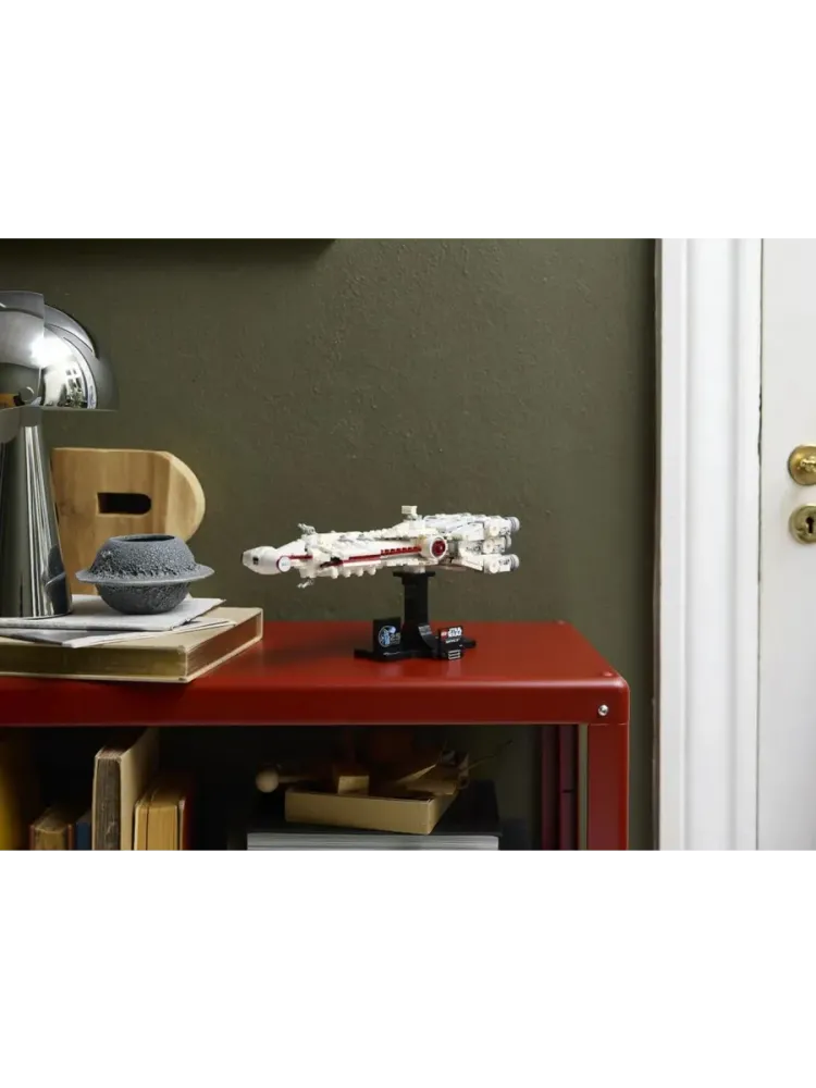 Конструктор Star Wars 75376 Конструктор Тантив IV