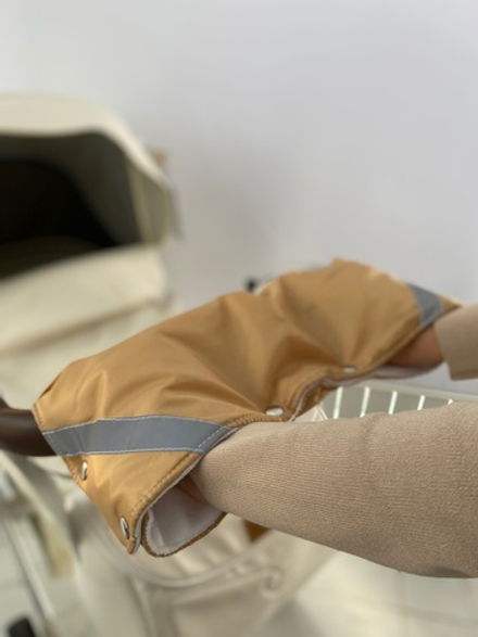 Муфта для рук на коляску, цвет. бежевый