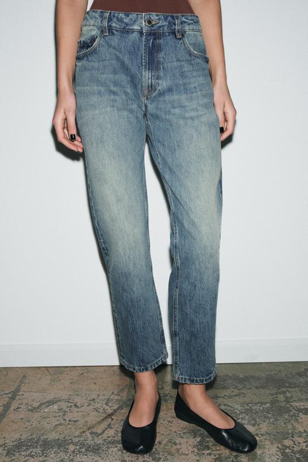 ZARA ДЖИНСЫ ZW COLLECTION CIGARRETE СО СРЕДНЕЙ ПОСАДКОЙ, ВЫЦВЕТШИЙ СИНИЙ