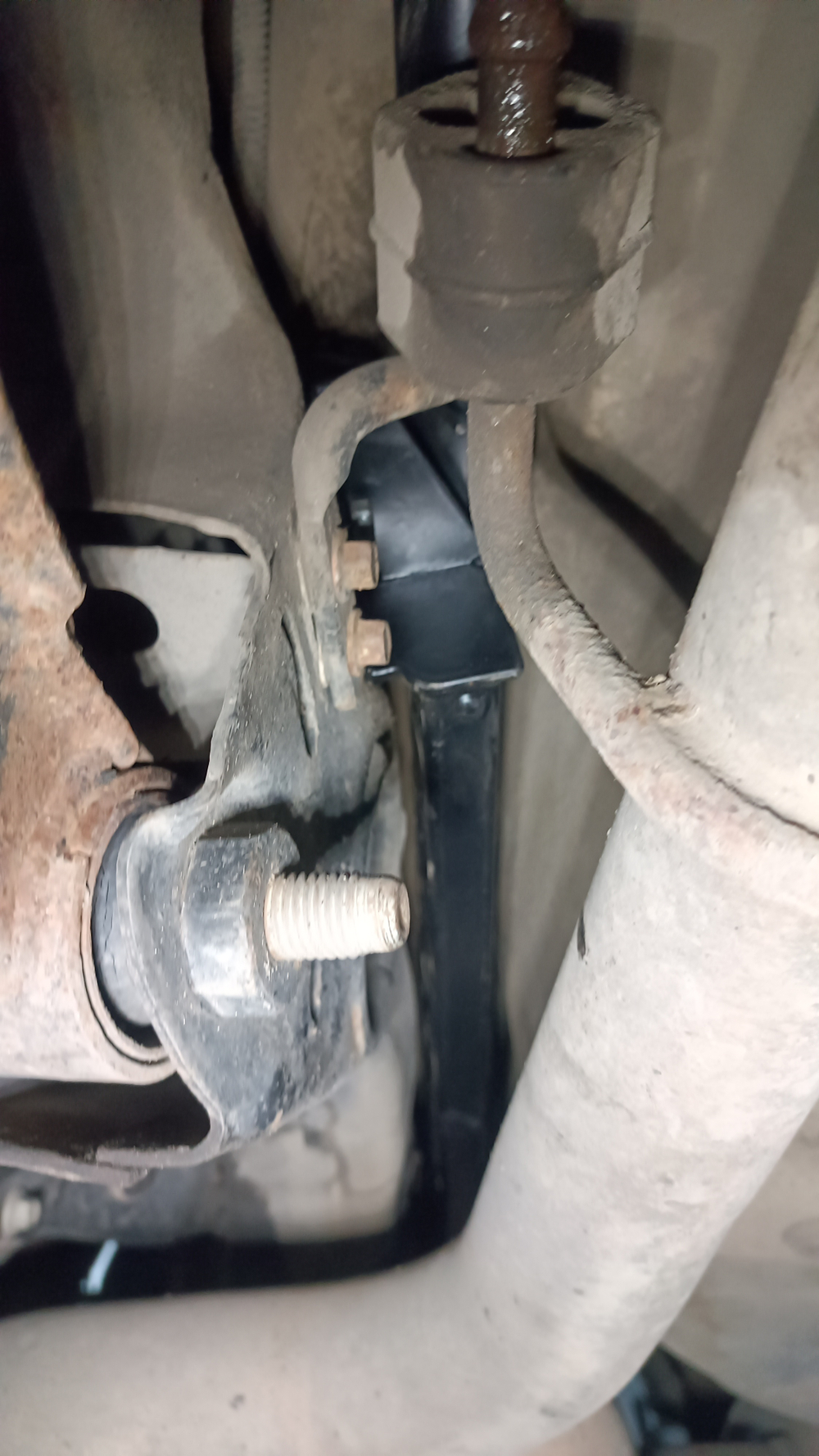 Усилитель маленький заднего подрамника Ford Explorer 5 (ПОД ЗАКАЗ)