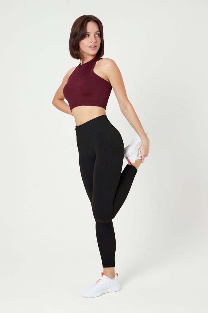 Топ халтер бесшовный