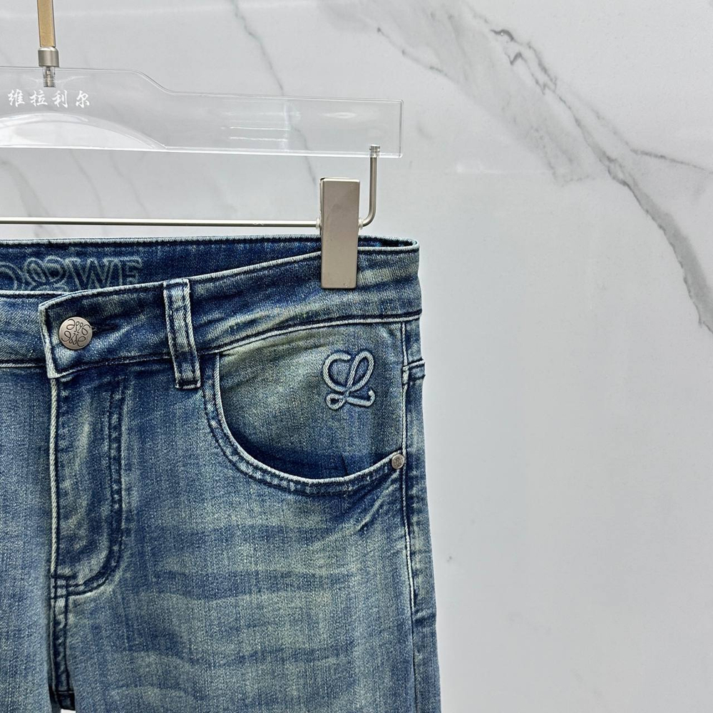 Джинсы Loewe