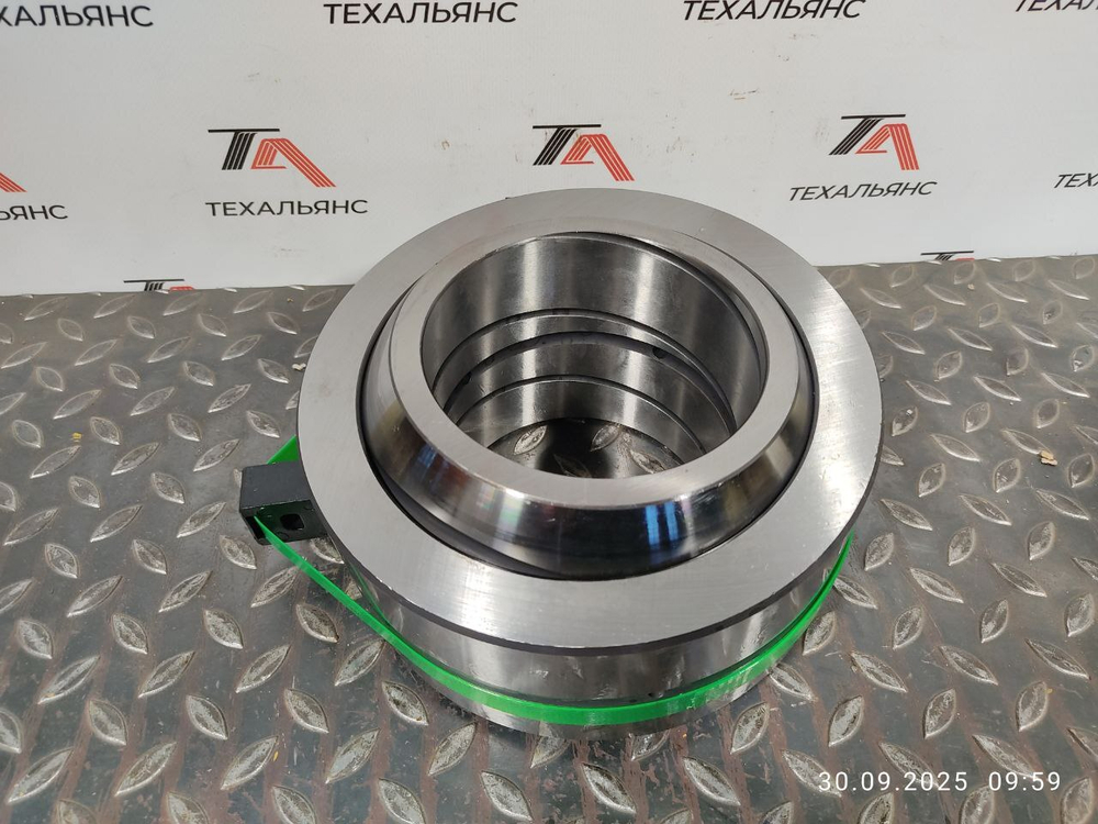 Втулка 198-50-51161