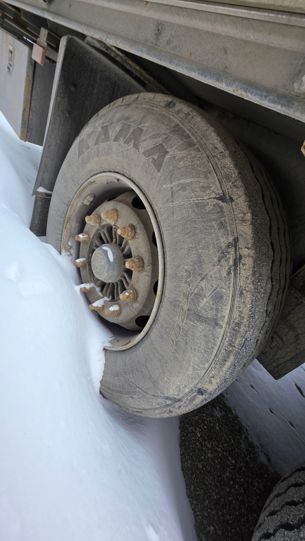 Туймазинский завод автобетоновозов 5885* Полуприцеп шторный 588516