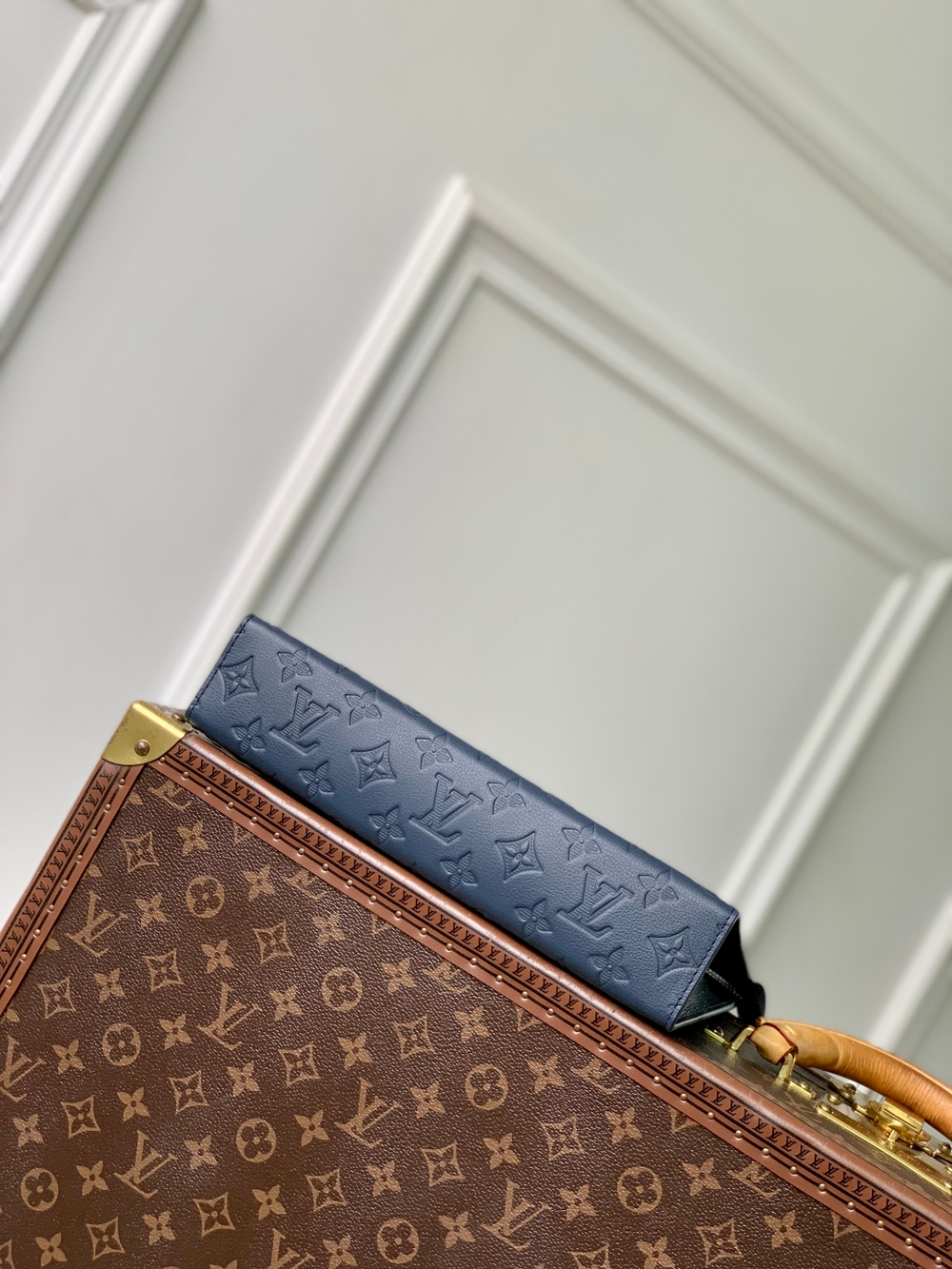 Louis Vuitton Pochette Voyage MM