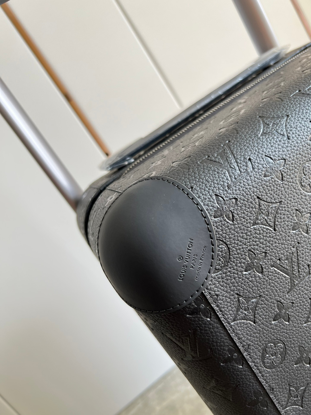 Louis Vuitton Horizon 55