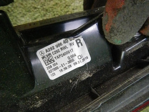 Фонарь правый внутренний Mercedes GLE c292 (2015-2019)