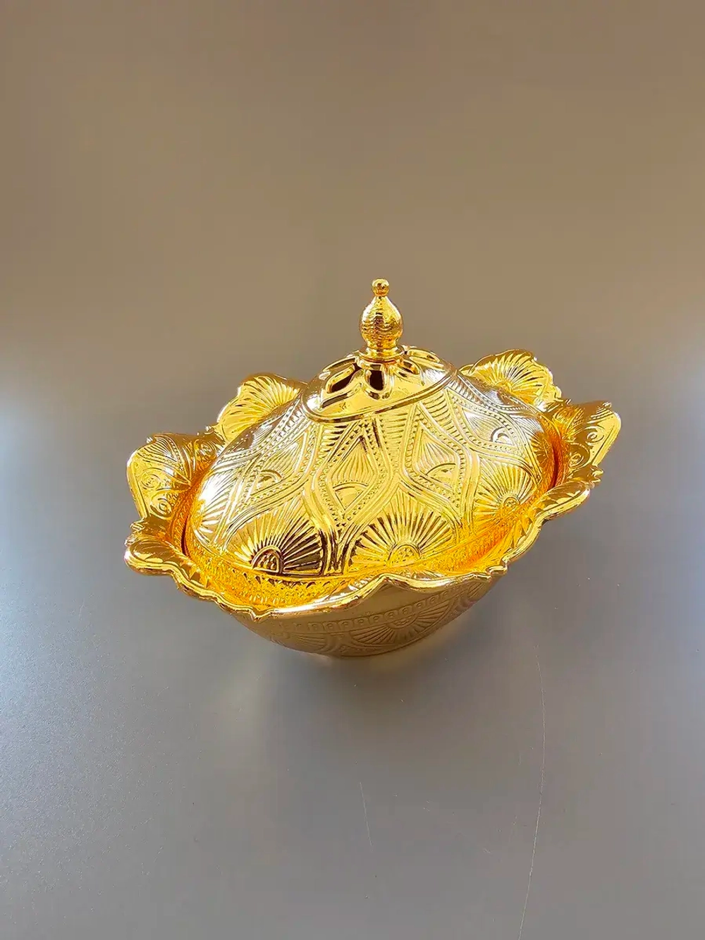 Лукумница серебристая. Турция