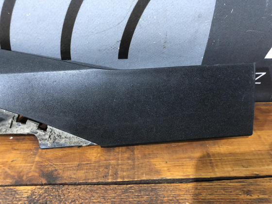 Накладка двери передней правой Kia Seltos 19-нв Б/У Оригинал 87724Q5010