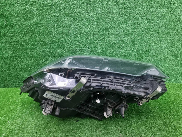 Фара правая BMW 5er G30 (2017-2020) LED