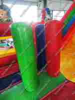 Коммерческий надувной батут "Дружная компания", с окнами по бокам 8*6*6 м