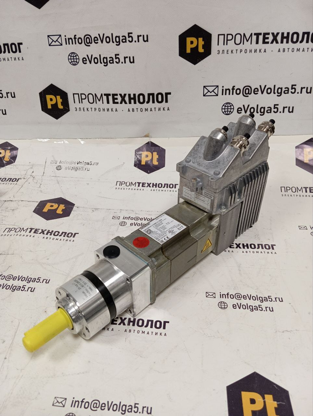 Двигатели Siemens 6SN2155-2BF10-1BA1 новое